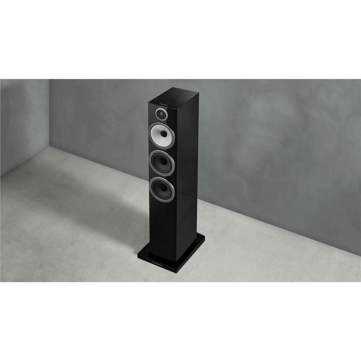 Bowers & Wilkins 704 S3 Tower/Kule Hoparlör Parlak Siyah Çift - Tekne Ses Sistemi