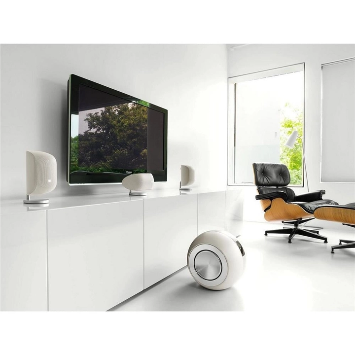 Bowers & Wilkins M-1 On-Wall /Duvar Üstü Hoparlörler Beyaz Adet - Tekne Ses Sistemi